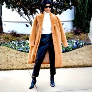 Like New! Nordstrom Mural Fur Coat Luxurious Soft Midi Long Warm Cozy Camel